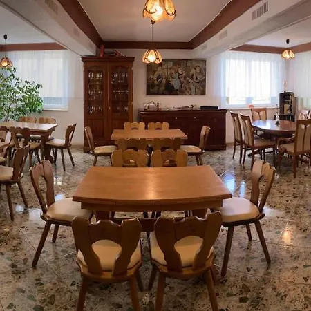 Zur 23 Guest house *